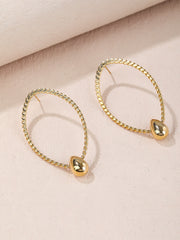 Sphere&Style Golden Braided Oval Earrings With Teardrop