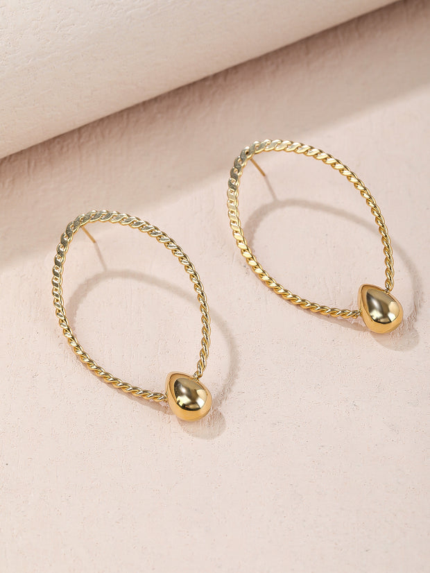Sphere&Style Golden Braided Oval Earrings With Teardrop