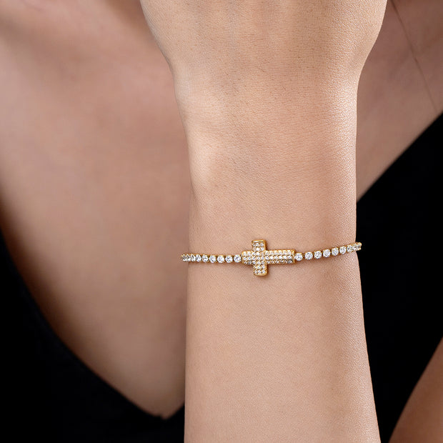 Sphere&Style Cross Bracelet