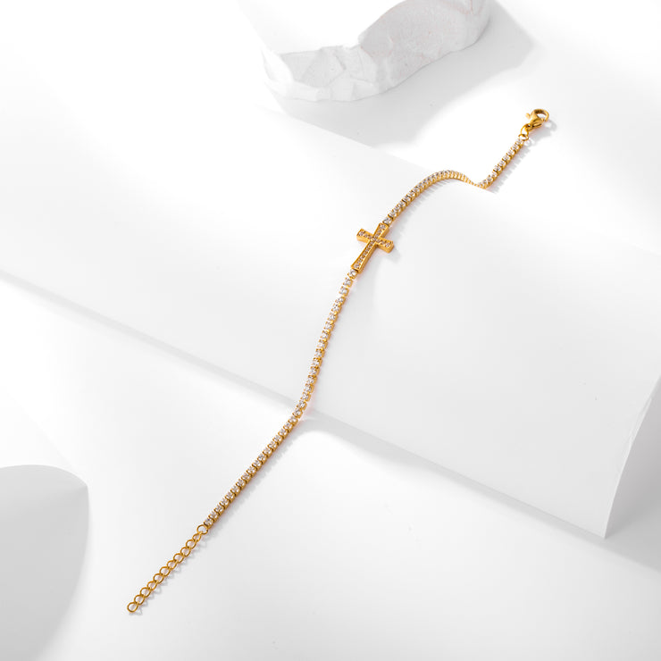 Sphere&Style Cross Bracelet