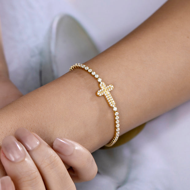 Sphere&Style Cross Bracelet
