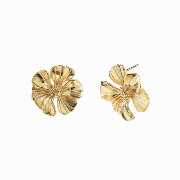 Sphere&Style Golden Textured Floral Studs Earrings