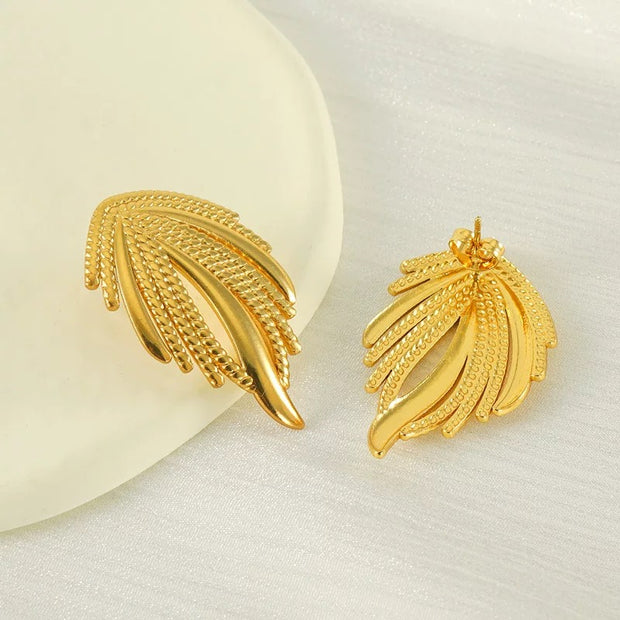 Sphere&Style Sculpted Leaf Stud Earrings