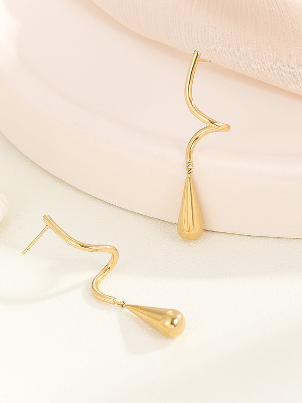Chic Women's Drop Wavy Earrings