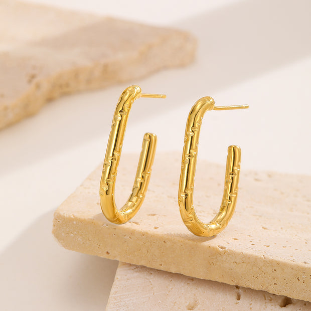 Sphere&Style Pretty Golden Textured Open Hoops