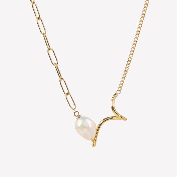 Sphere&Style Unique Pearly Chain Chape Necklace