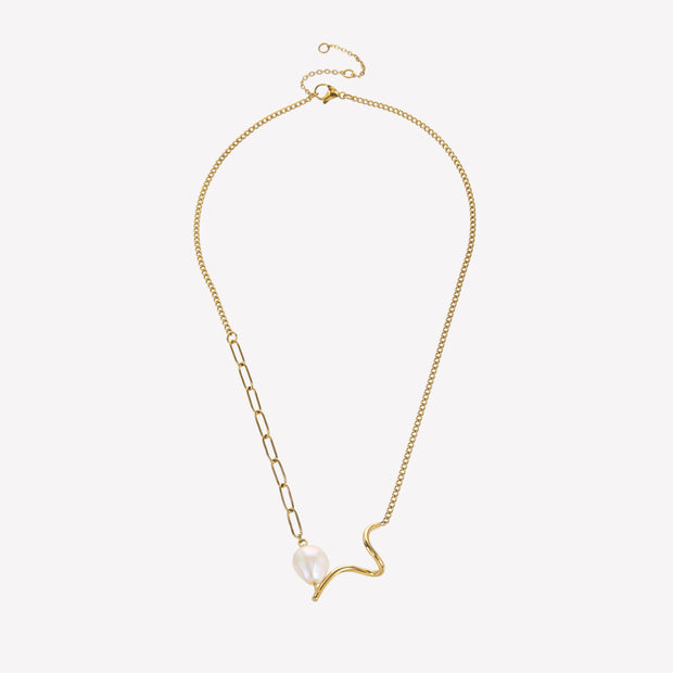 Sphere&Style Unique Pearly Chain Chape Necklace