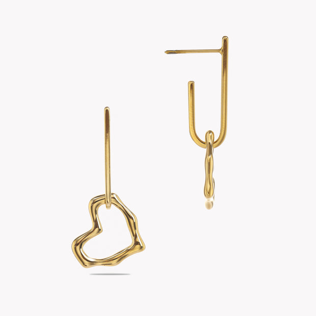 Sphere&Style Wavy Drop Heart Earrings