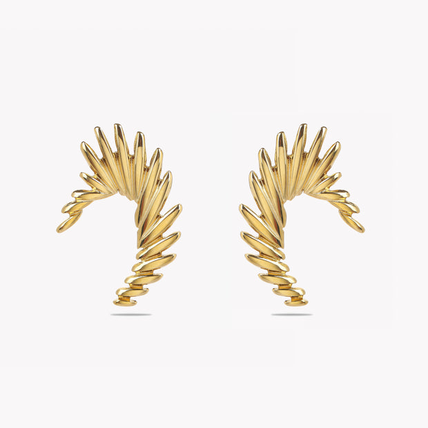 Sphere&Style Golden Feather Studs Earrings