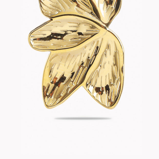Sphere&Style Textured Golden Flowers Studs Earrings