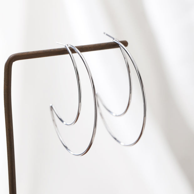 Sphere&Style Silver Open Moon Hoops Earrings