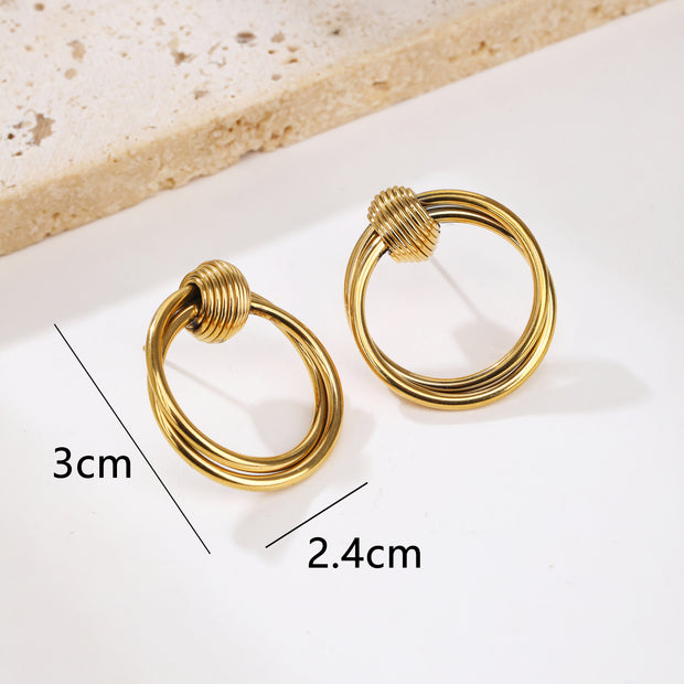 Sphere&Style Golden Wire Wrapped Hoops Earrings