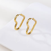 Sphere&Style Golden Heart's Shape Hoops Earrings