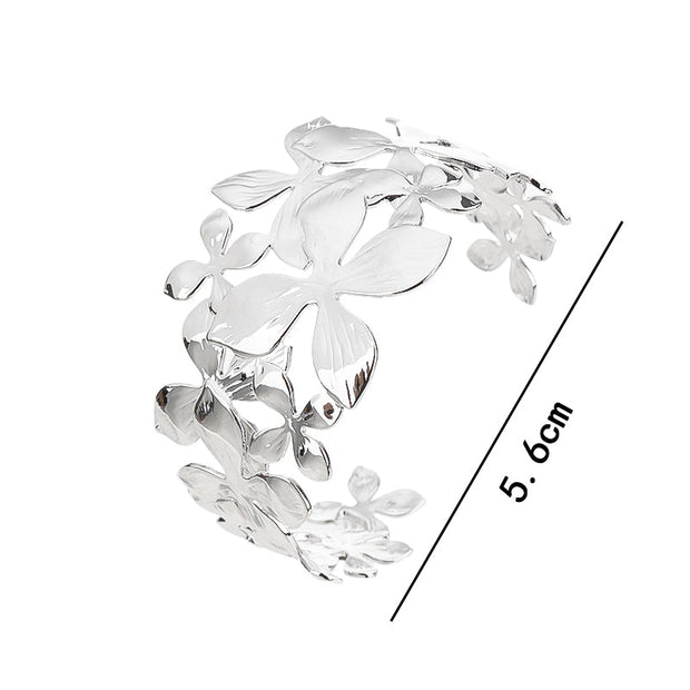 Flower shape 18k Gold Plated Bangle