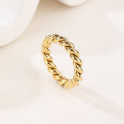Stainless Steel Rings for Women Set Gold/Silver Knuckle Rings Stackable Simple Carve Heart Wedding Bands Engagement Promise Eternity Bands Thumb Rings for Women