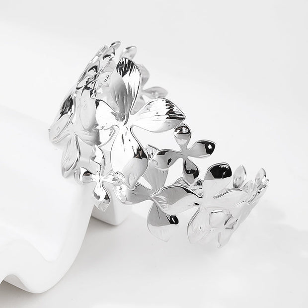 Flower shape 18k Gold Plated Bangle