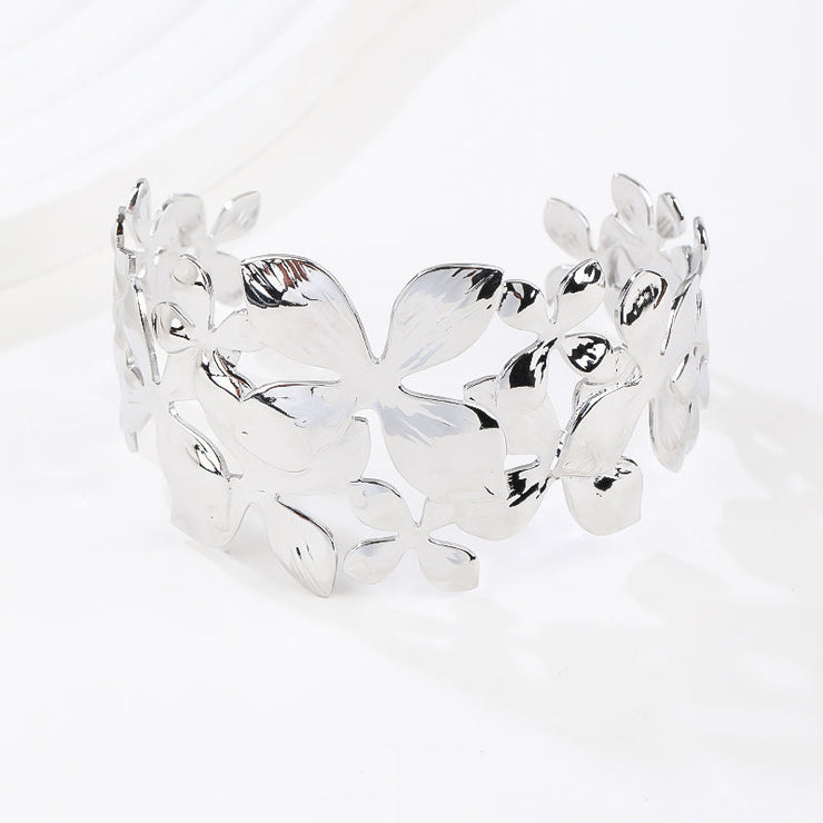Flower shape 18k Gold Plated Bangle