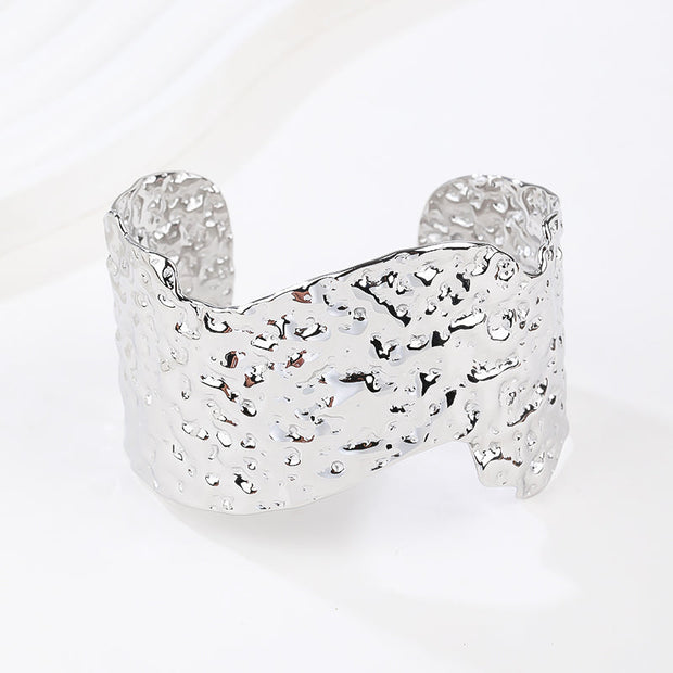 Hollowed 18K Gold Plated Bangle