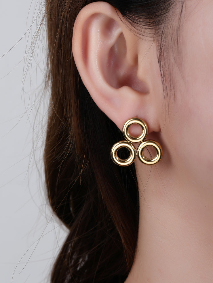 Sphere&Style Three Linked Circles Studs Earrings