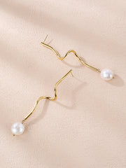 Sphere&Style Wavy Sticks With Dropped Pearl Earrings