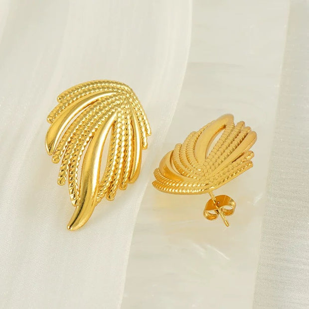 Sphere&Style Sculpted Leaf Stud Earrings
