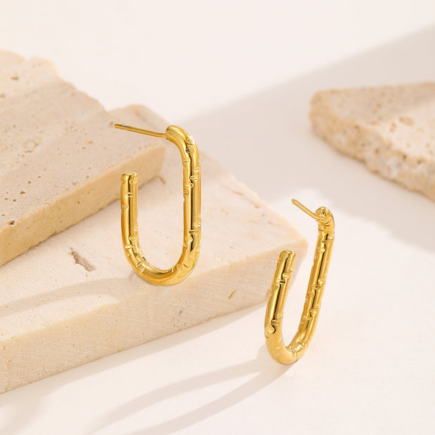 Sphere&Style Pretty Golden Textured Open Hoops